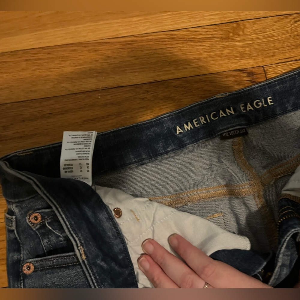 Jeans - Picture 2 of 3